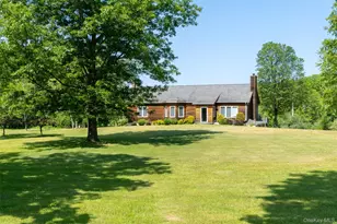 508 Woodstock Rd, Millbrook, NY 12545 - Photo 3