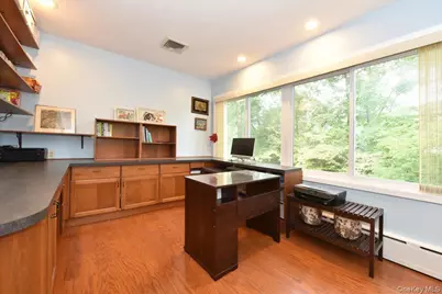 8 Magnolia Drive, Great Neck, NY 11021 - Photo 21