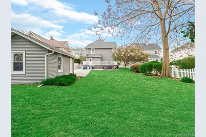 28 Union Place, Lynbrook, NY 11563 - Photo 21