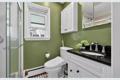 2021 Lincoln Avenue, East Meadow, NY 11554 - Photo 17