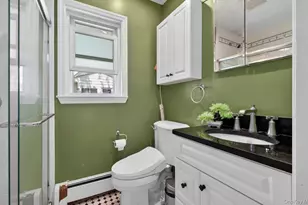 2021 Lincoln Ave, East Meadow, NY 11554 - Photo 17