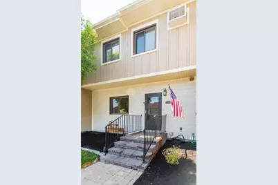 6605 Chelsea Cove Cove N, Hopewell Junction, NY 12533 - Photo 3