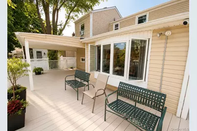 25 Nassau Street, Elmont, NY 11003 - Photo 13