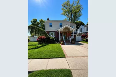 25 Nassau Street, Elmont, NY 11003 - Photo 1