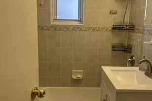 1425 Thieriot Ave, Bronx, NY 10460 - Photo 11