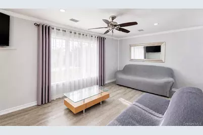 183 Broadway, Brentwood, NY 11717 - Photo 3