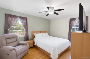 183 Broadway, Brentwood, NY 11717 - Photo 11