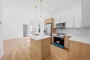 2407 Butler Pl, Bronx, NY 10461 - Photo 19