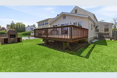 68 Seneca Avenue, White Plains, NY 10603 - Photo 27