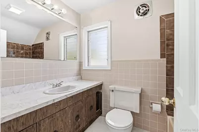 68 Seneca Avenue, White Plains, NY 10603 - Photo 23