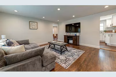 59 Serene Place, Hauppauge, NY 11788 - Photo 3