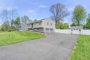 12 Daisy Ln, Wappingers Falls, NY 12590 - Photo 3