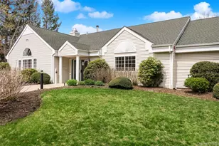 280 Ranch Cir, Manorville, NY 11949 - Photo 27