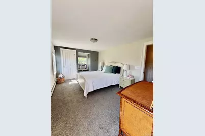 184 Twomey Avenue, Calverton, NY 11933 - Photo 29