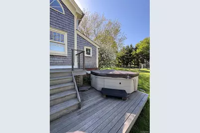 184 Twomey Avenue, Calverton, NY 11933 - Photo 31