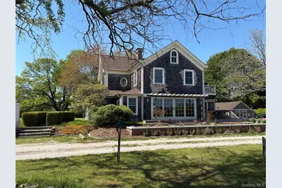 184 Twomey Avenue, Calverton, NY 11933 - Photo 3