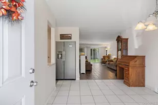 404 Towne House Village, Islandia, NY 11749 - Photo 3