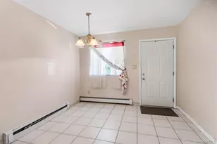 404 Towne House Village, Islandia, NY 11749 - Photo 5