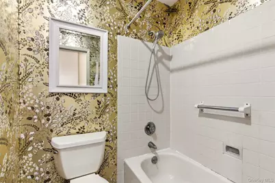 309 Flair Drive, Saint James, NY 11780 - Photo 19