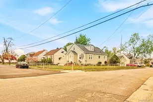 69 Nottingham Ave, Valley Stream, NY 11580 - Photo 5