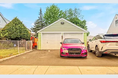 69 Nottingham Avenue, Valley Stream, NY 11580 - Photo 7