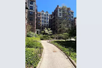 754 Brady Avenue #201, Bronx, NY 10462 - Photo 19