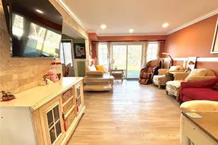 15 Manors Dr, Jericho, NY 11753 - Photo 9