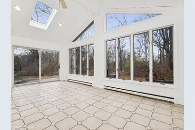8 Jonathan Lane, Poughkeepsie, NY 12603 - Photo 21