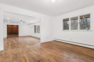 8 Jonathan Ln, Poughkeepsie, NY 12603 - Photo 13