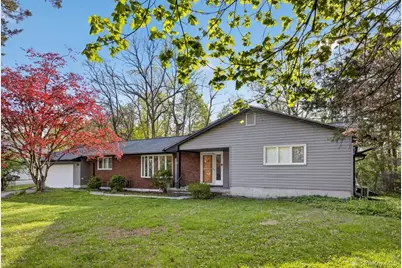 8 Jonathan Lane, Poughkeepsie, NY 12603 - Photo 3