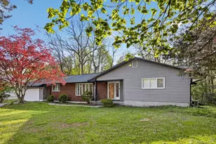 8 Jonathan Ln, Poughkeepsie, NY 12603 - Photo 3