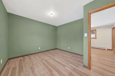 16 Darlene Drive, Poughkeepsie, NY 12601 - Photo 19