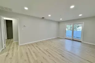 607 Cabot Ct, Saint James, NY 11780 - Photo 15