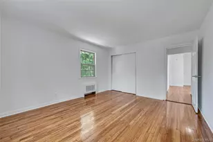 45 Robins Crescent, New Rochelle, NY 10801 - Photo 11