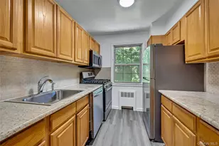 45 Robins Crescent, New Rochelle, NY 10801 - Photo 9