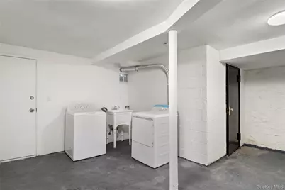 2308 Morris Avenue, Bronx, NY 10468 - Photo 27