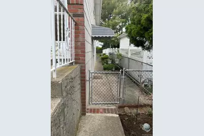 30 Malverne Avenue, Malverne, NY 11565 - Photo 3