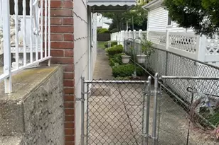 30 Malverne Ave, Malverne, NY 11565 - Photo 3