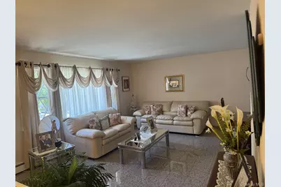 30 Malverne Avenue, Malverne, NY 11565 - Photo 13