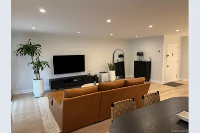 208-08 Robert Road #191M, Bayside, NY 11360 - Photo 5