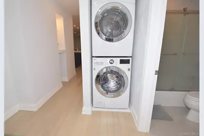 208-08 Robert Road #191M, Bayside, NY 11360 - Photo 21