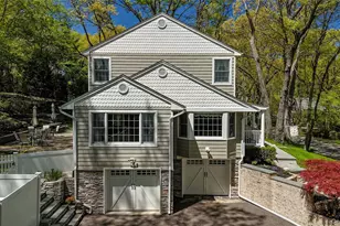 60 Woodvale Ave, Kings Park, NY 11754 - Photo 5