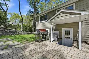 60 Woodvale Ave, Kings Park, NY 11754 - Photo 41