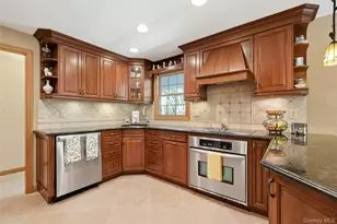 60 Woodvale Ave, Kings Park, NY 11754 - Photo 17