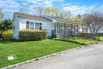 1407 Middle Road #253, Calverton, NY 11933 - Photo 3