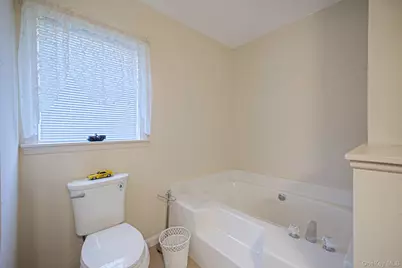 1407 Middle Road #253, Calverton, NY 11933 - Photo 29