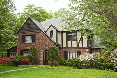 11 Eton Road, Scarsdale, NY 10583 - Photo 1