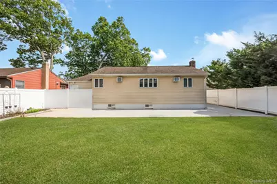 787 Frankford Road, West Babylon, NY 11704 - Photo 29