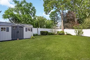 787 Frankford Rd, West Babylon, NY 11704 - Photo 27