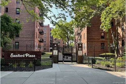 144-58 Sanford Ave #47, Flushing, NY 11355 - Photo 1